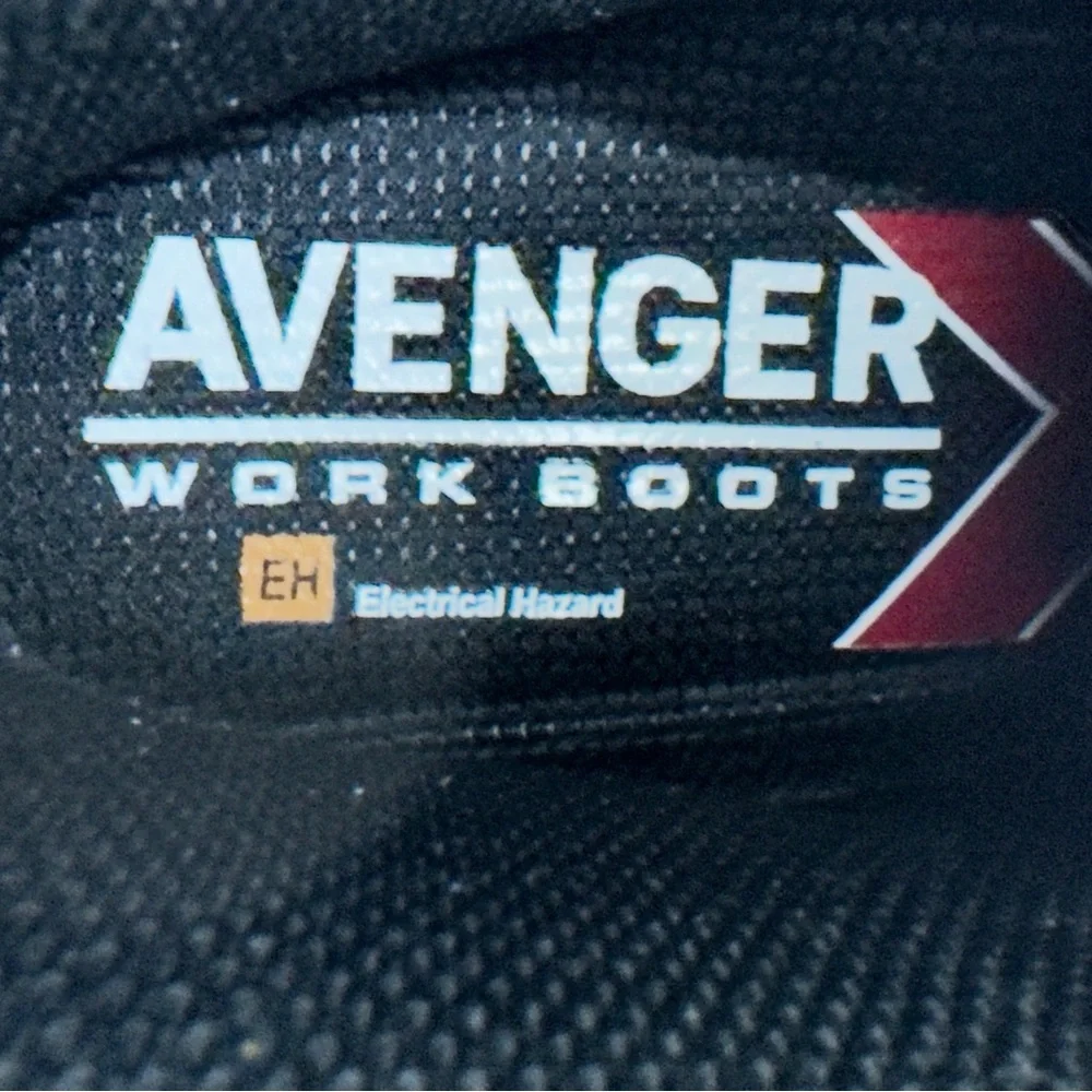 Avenger Work Boot - Edge Mid Brown/Green Metal Free Carbon Safety Toe US 10 1/2M